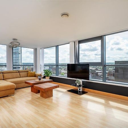 Leeds Most Stunning Penthouse! - Sleeps 8 Leeds (West Yorkshire) Exterior foto